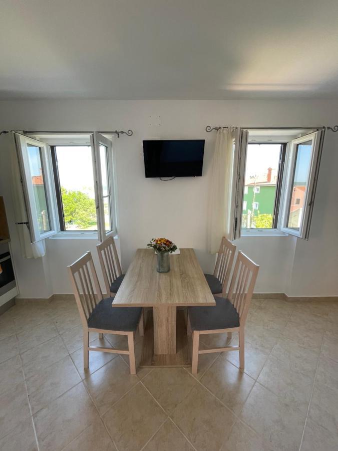 Oaza Apartment Nerezine Ngoại thất bức ảnh